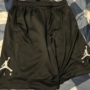 Jordan Shorts Size L *worn*
